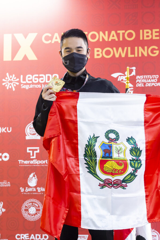 Yum Ishikawa: “El bowling es más que lanzar la bola hacia los pinos”