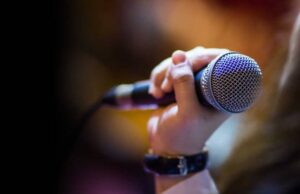 Karaoke en tu Casa: Diversión en el hogar