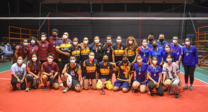 Vóley Nocturno AELU: ¡Estos equipos fueron los campeones!