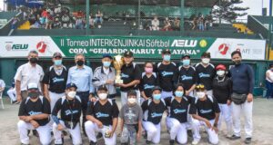 Torneo Interkenjinkai de Softbol: ¡Okinawa Negro fue el campeón!