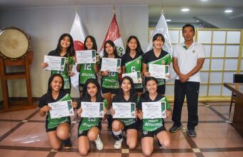 Vóley AELU Sub – 13: «La unión y la confianza es nuestra mayor fortaleza»