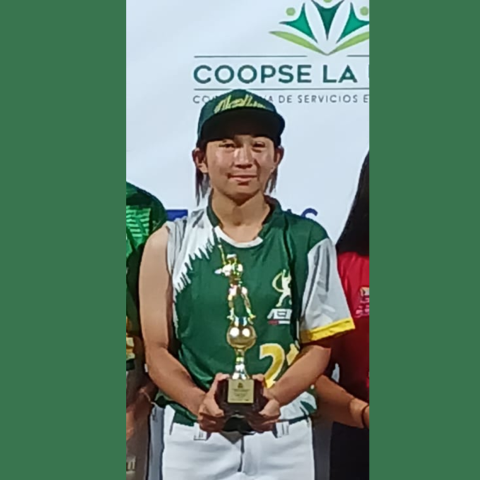 Softbol AELU16: Aimi Guibo fue la más valiosa de AELU Verde