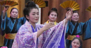 Ryuseihonryu Yonamine Erica No Kai: Difunde danza okinawense en el Centro Cultural La Unión