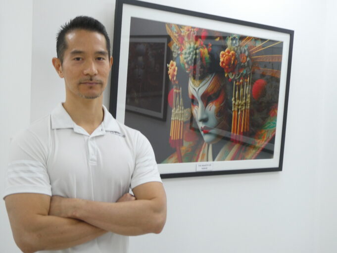Centro Cultural La Unión: La Inteligencia Artificial me facilita y mejora mi trabajo, Kouji Oshiro