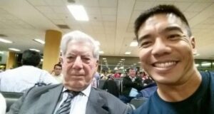 Koki Higa: Mi foto con Marios Vargas Llosa