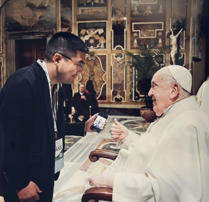El Vaticano: Juan Carlos Yto lidera el rediseño de su sitio web