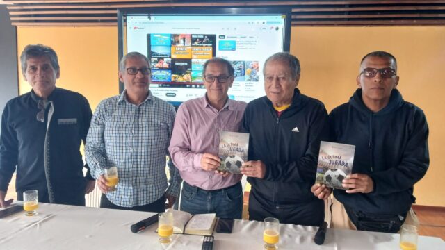 Asociado AELU Beto Llatas presentó libro La última jugada