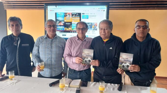 Asociado AELU Beto Llatas presentó libro La última jugada