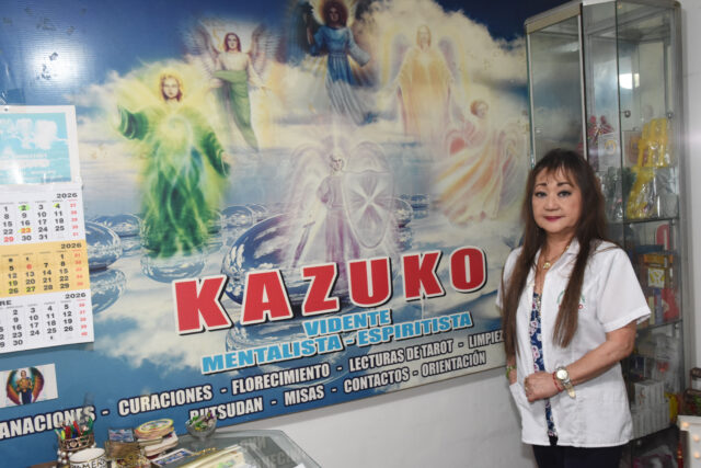 KAZUKO FOTO